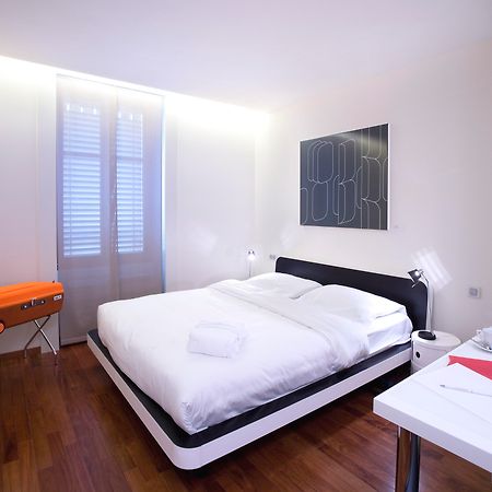 La Cour Des Augustins Boutique Gallery Design Hotel Genf Zimmer foto