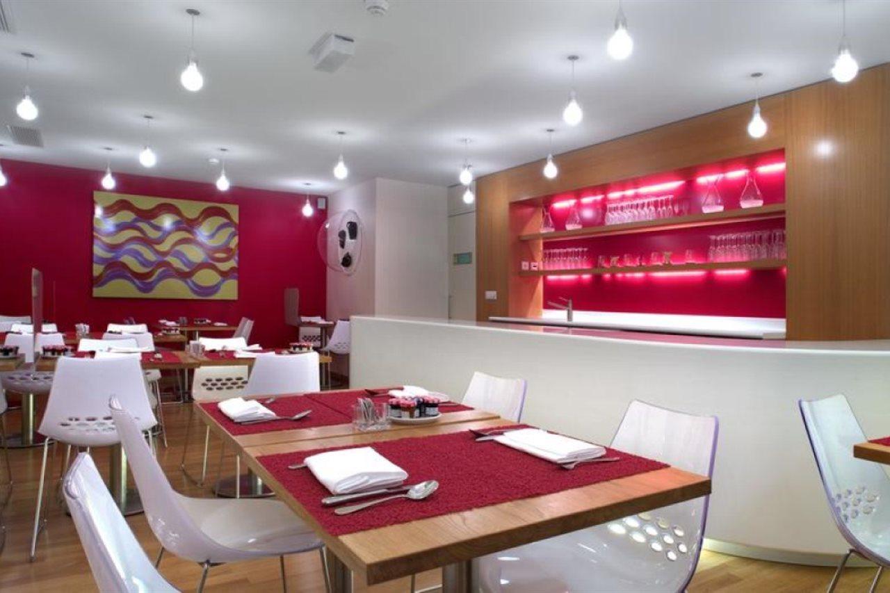 La Cour Des Augustins Boutique Gallery Design Hotel Genf Exterior foto