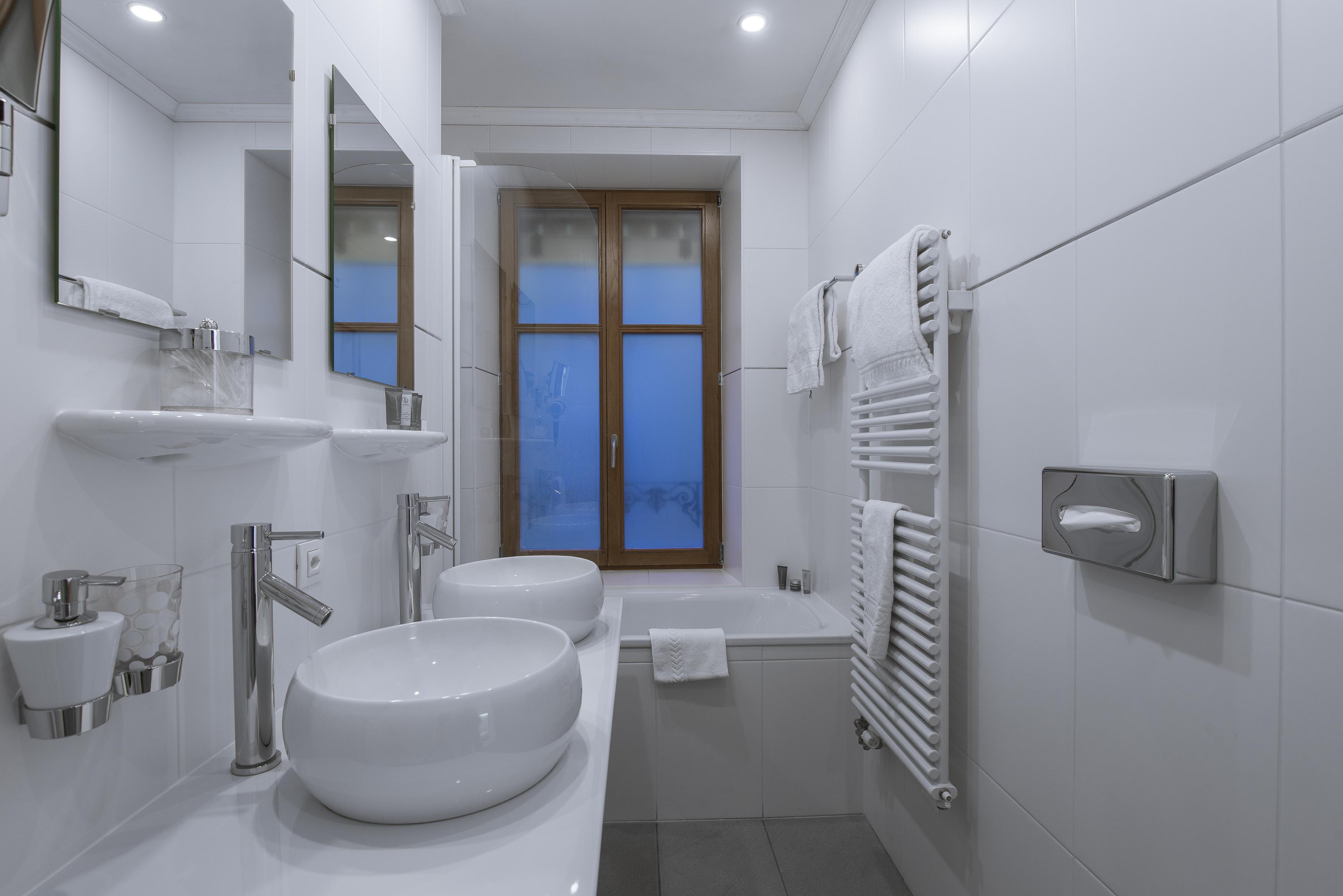 La Cour Des Augustins Boutique Gallery Design Hotel Genf Exterior foto