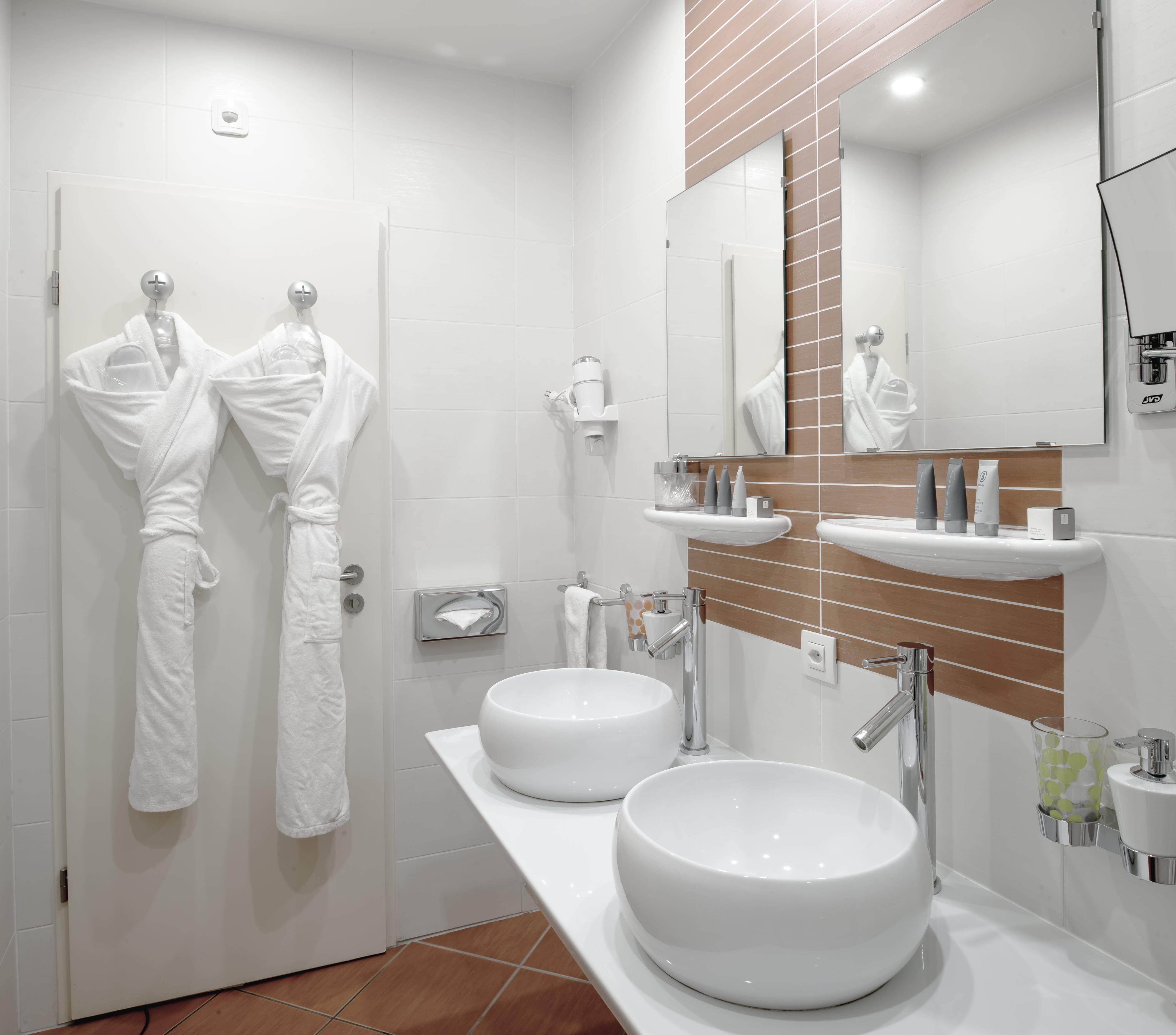 La Cour Des Augustins Boutique Gallery Design Hotel Genf Exterior foto