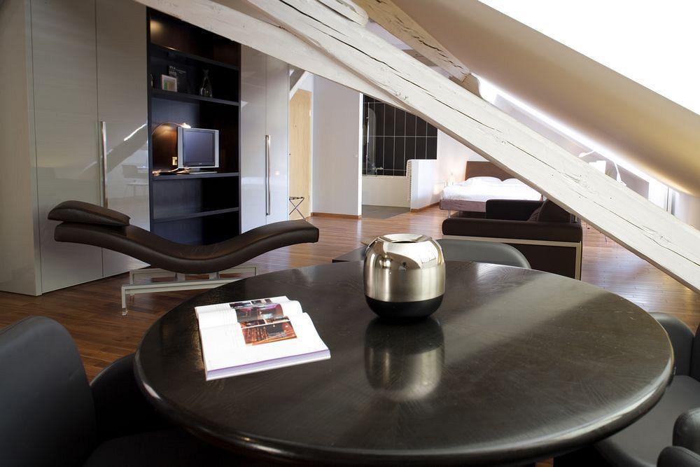 La Cour Des Augustins Boutique Gallery Design Hotel Genf Zimmer foto