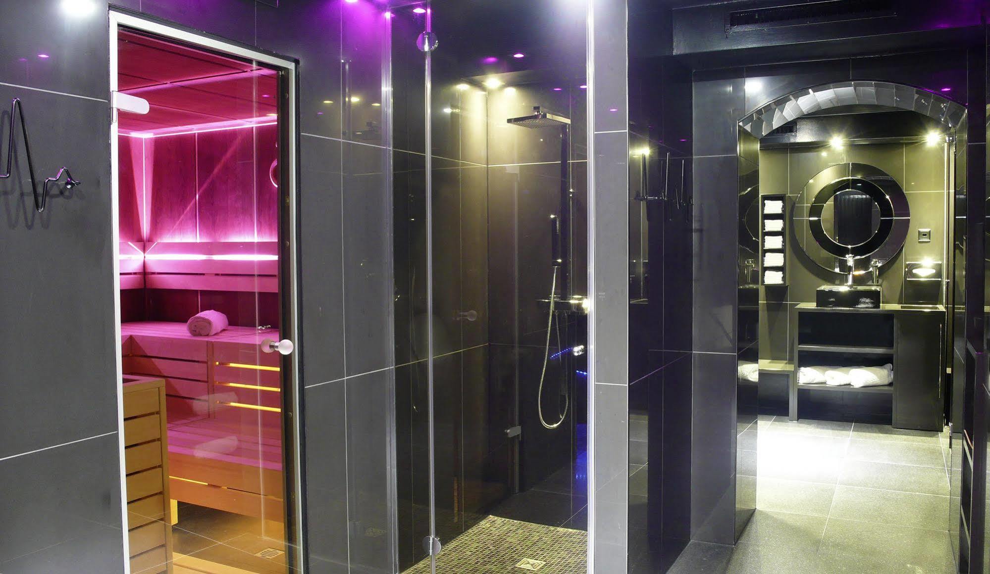 La Cour Des Augustins Boutique Gallery Design Hotel Genf Exterior foto